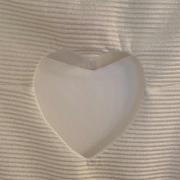 Pinky Girls Tulle Dress / Heart Cutout Back - Picture 3 of 4